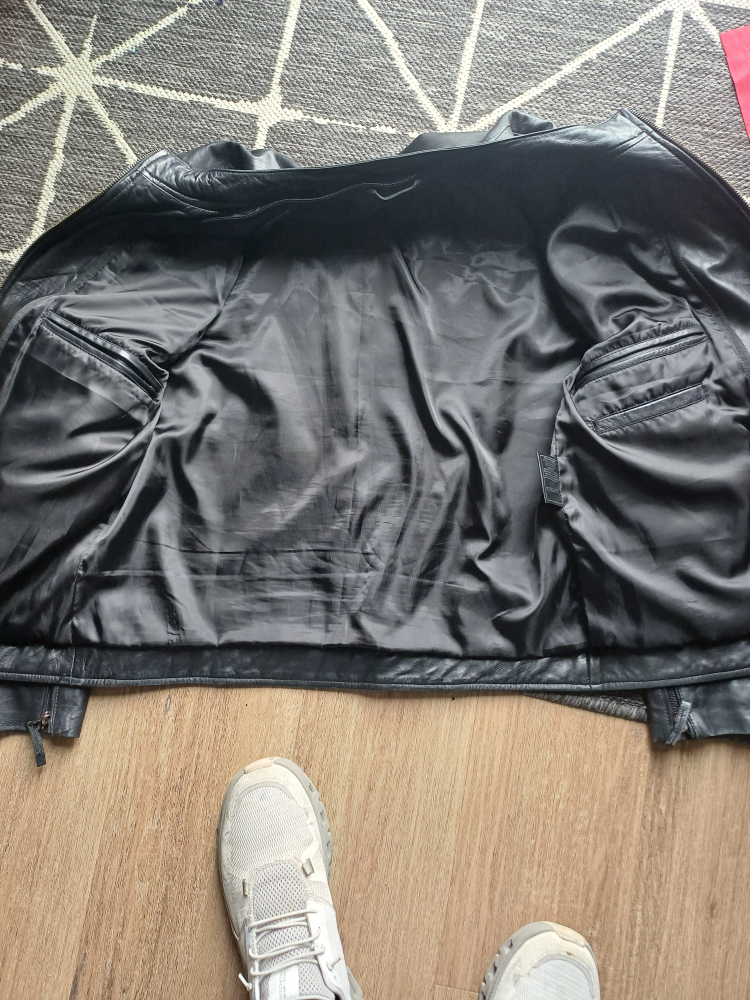 Black leather jacket, Shoes, Watch - photo 4
