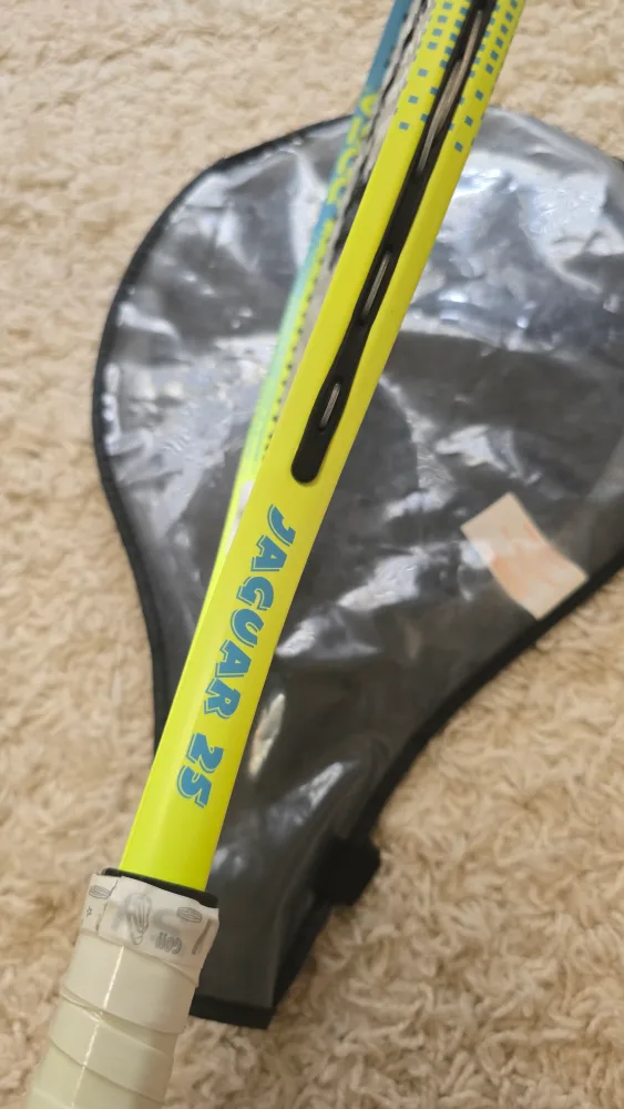 Head Jaguar 25 Tennis Racquet with Case image indicator(3)