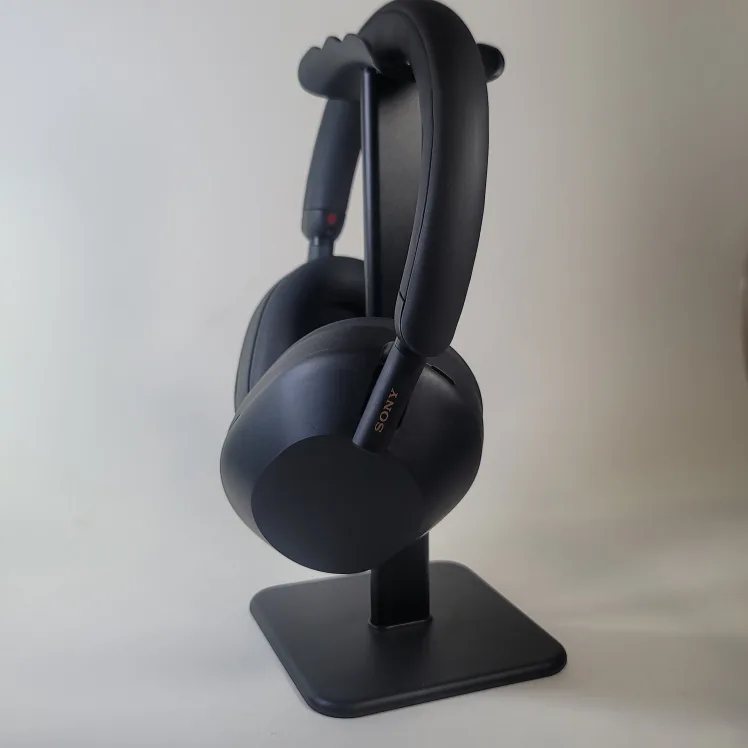 Sony WH-1000XM5 Noise Cancelling Headphones image indicator(2)