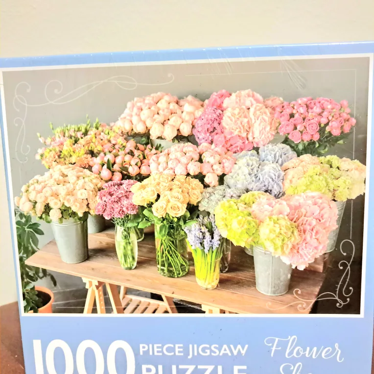 NEW 1000 Piece Flower Shop Jigsaw Puzzle image indicator(2)