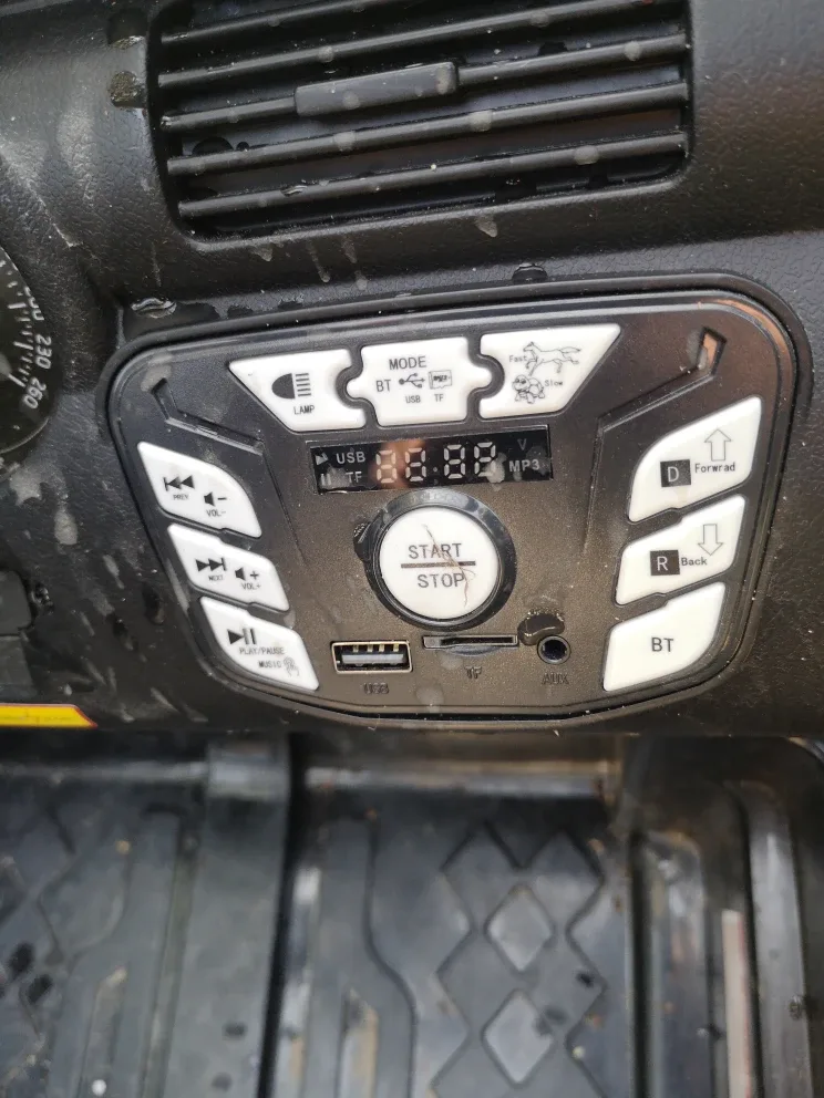 Electric Ride-On Jeep image indicator(6)