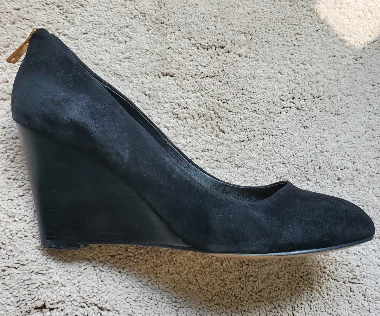 Aldo Black Suede Wedge Heels image indicator(2)