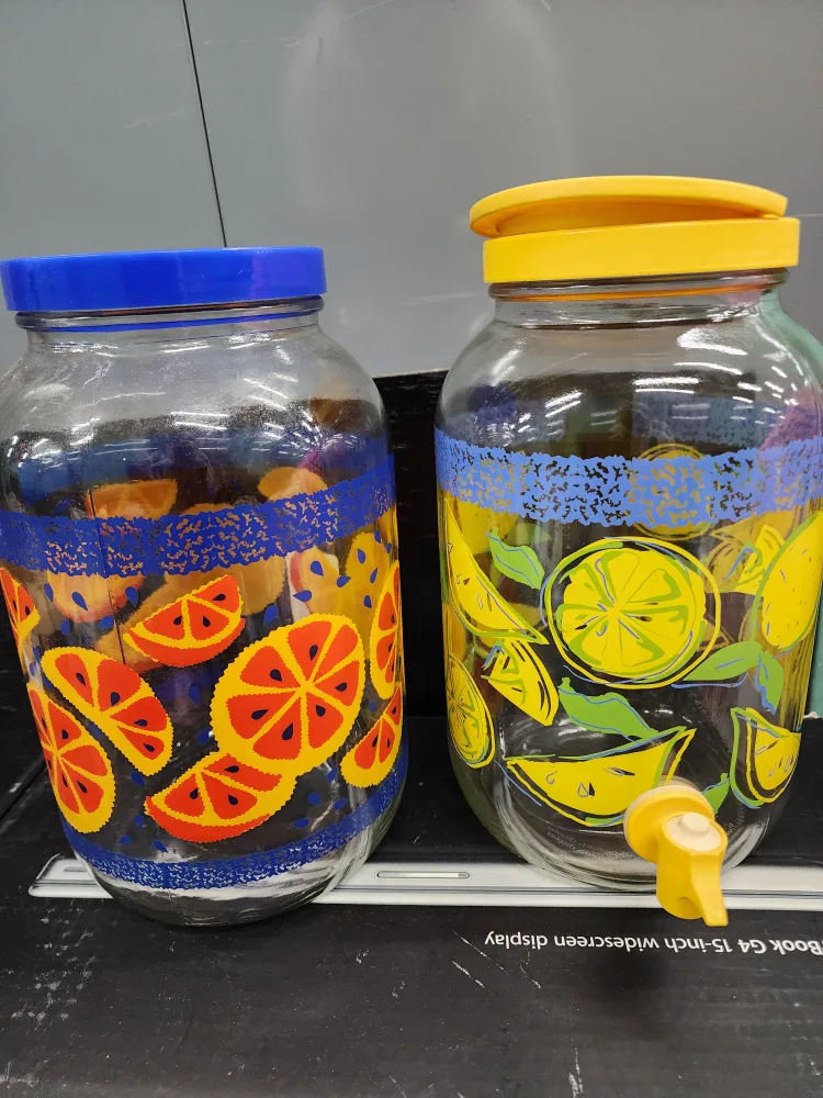 STORAGE CLEAN OUT SALE image indicator(7)