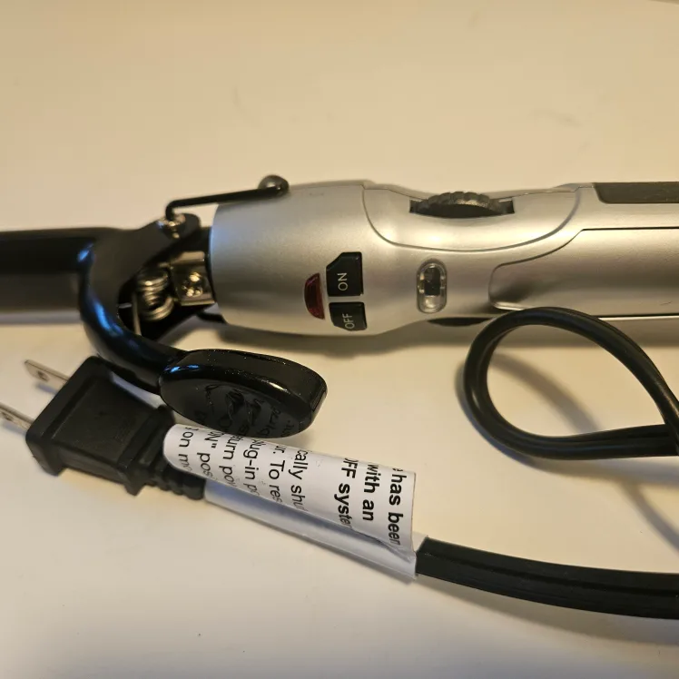 Vidal Sassoon Solutions Curling Iron VSIR1535F image indicator(3)