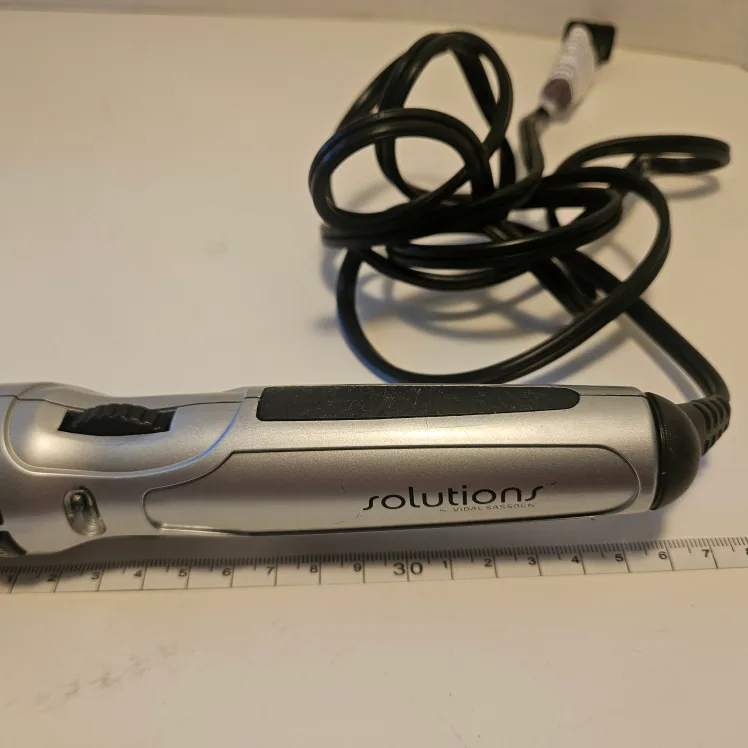 Vidal Sassoon Solutions Curling Iron VSIR1535F image indicator(5)