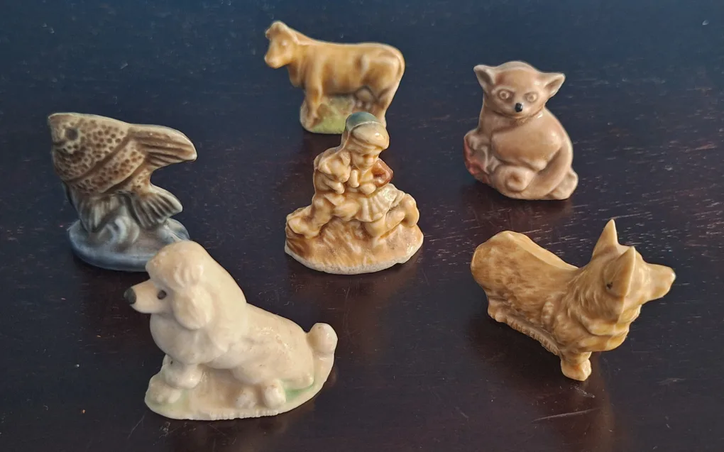 Wade Whimsies Figurines - Set of 6 image indicator(2)