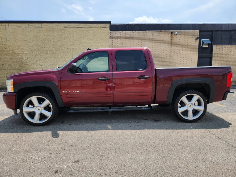 2009 Chevy Silverado 1500 LT thumbnail