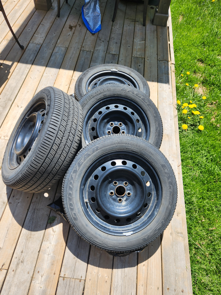 Toyota Corolla Steel rims for 16" tires - 5x100 bolt pattern - photo 2