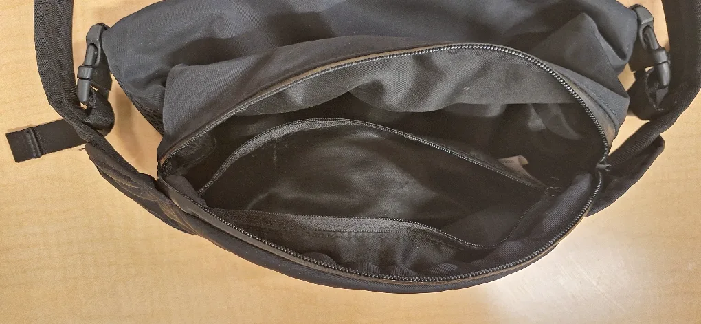 Lululemon All Hours Belt Bag image indicator(4)