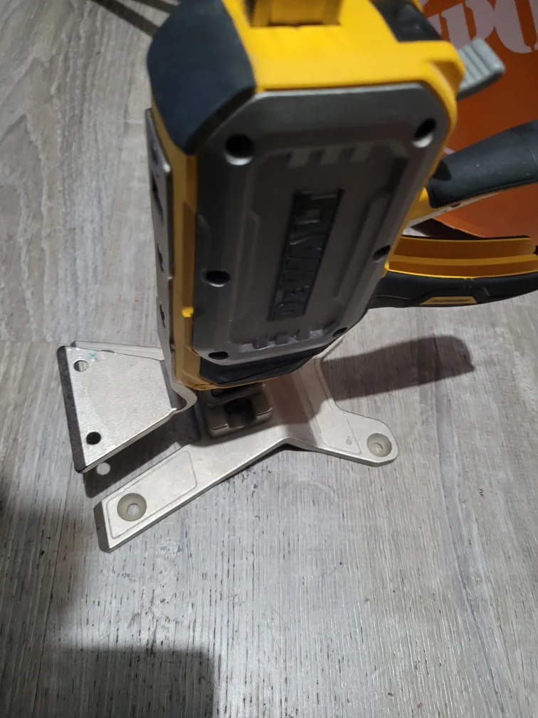 DeWalt Toughseries Portable Construction Jack image indicator(3)