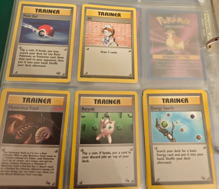 Pokemon Trading Cards Lot thumbnail