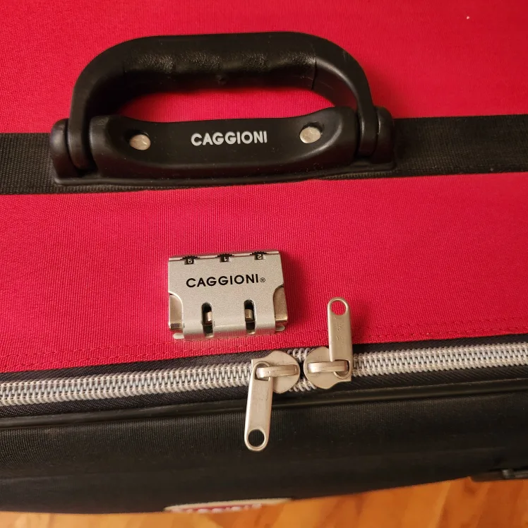 Caggioni Red and Black Suitcase image indicator(2)