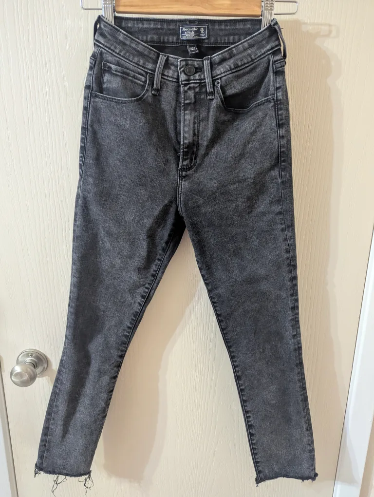 Abercrombie Women's Jeans thumbnail
