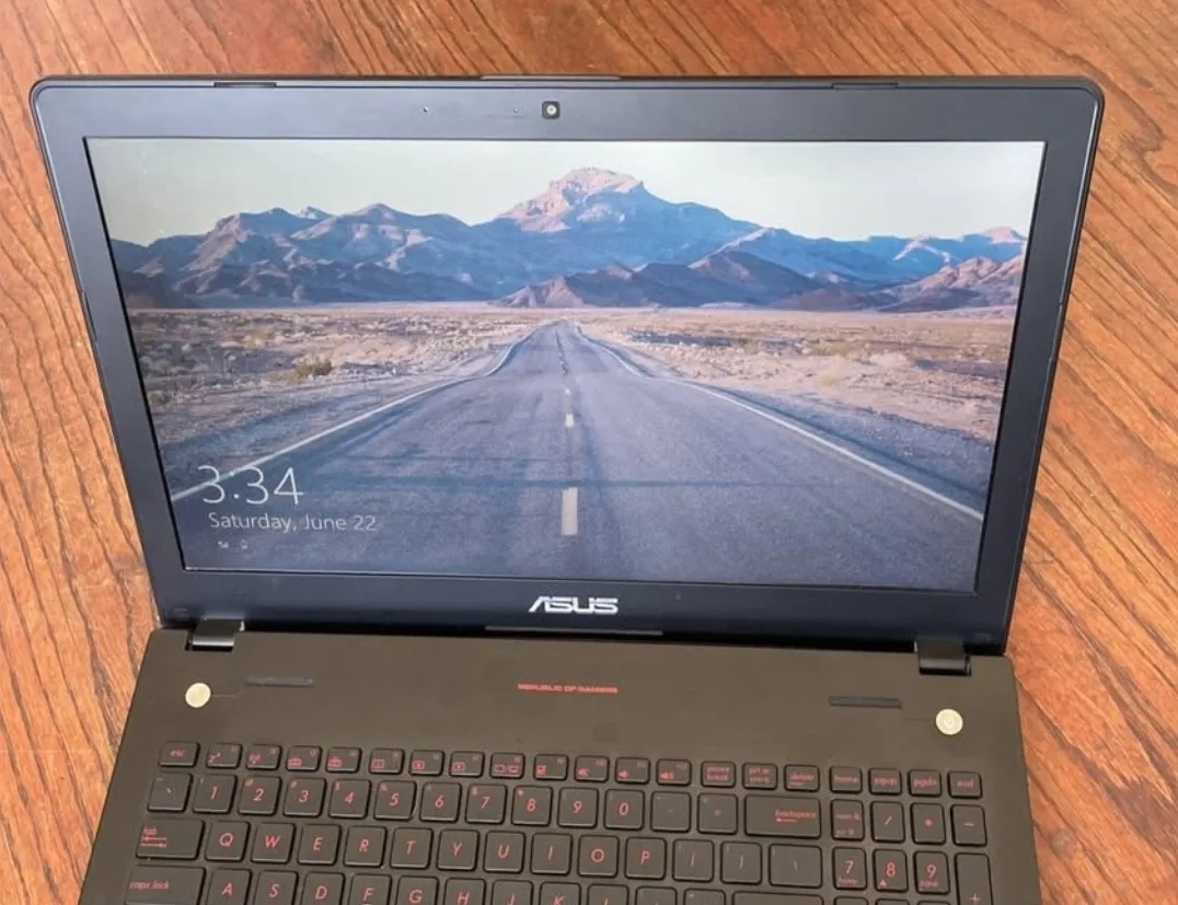 Asus G56JK Gaming Laptop i7 (12GB RAM 500GB HDD) GTX 850M CD DVD image indicator(5)