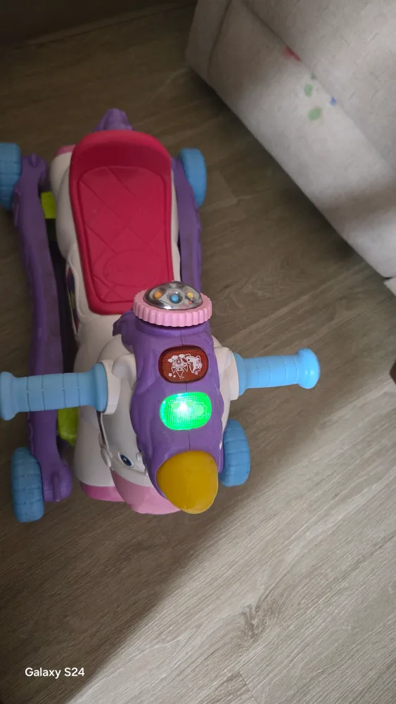 VTech 2-in-1 Gallop and Rock Learning Unicorn image indicator(4)