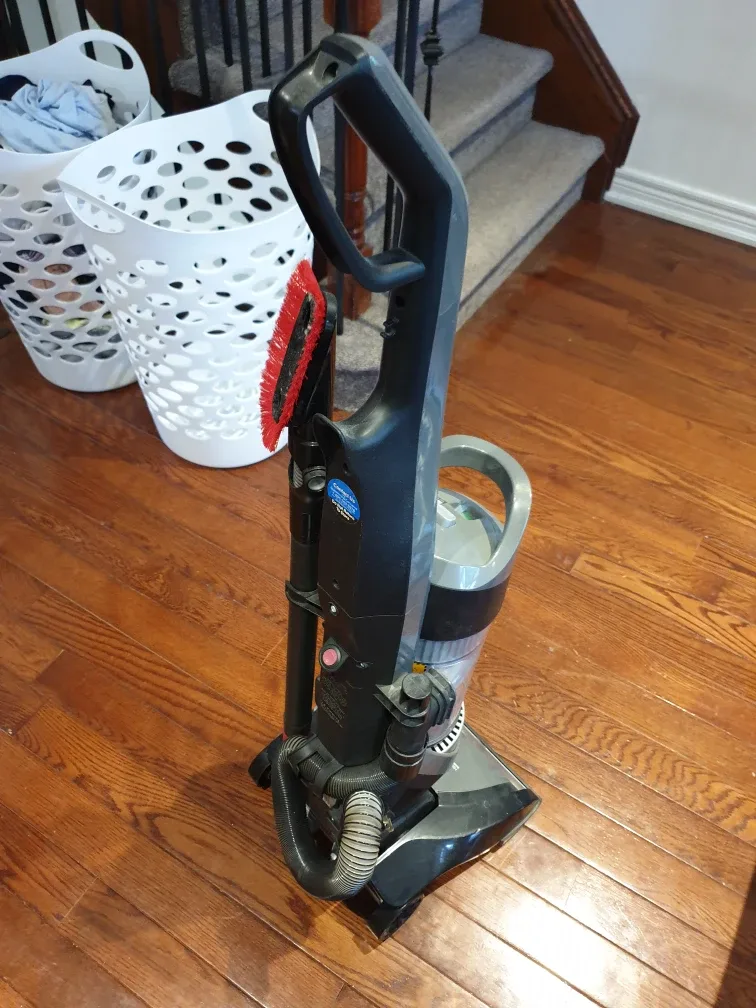 Hoover WindTunnel Cord Rewind Vacuum Cleaner image indicator(3)