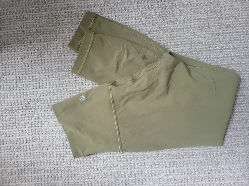Lululemon Leggings align thumbnail