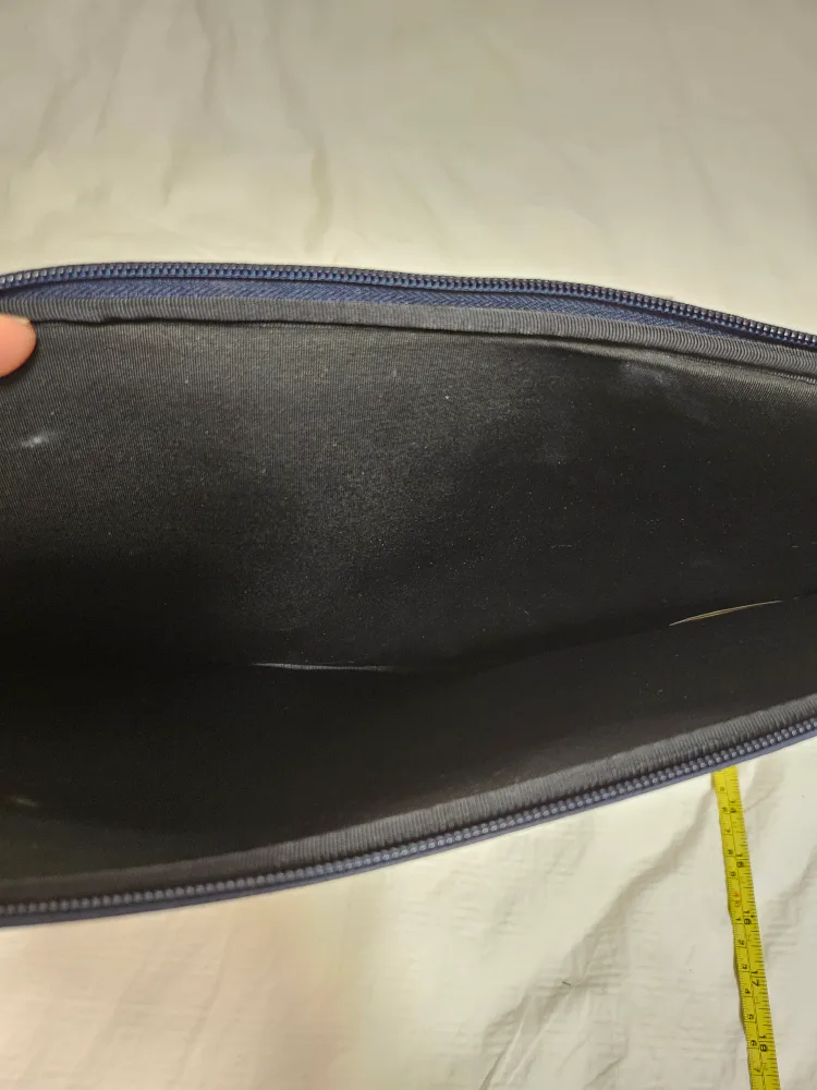 Kate Spade Laptop Case image indicator(3)