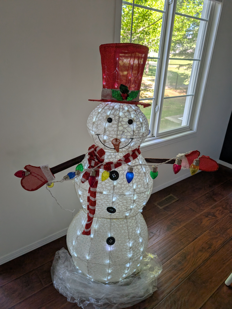 Holiday Living Lighted Snowman - 52 in - photo 4