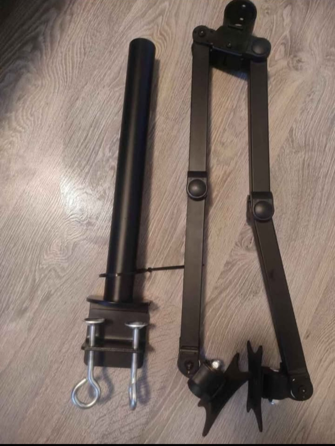 Dual monitor holder.