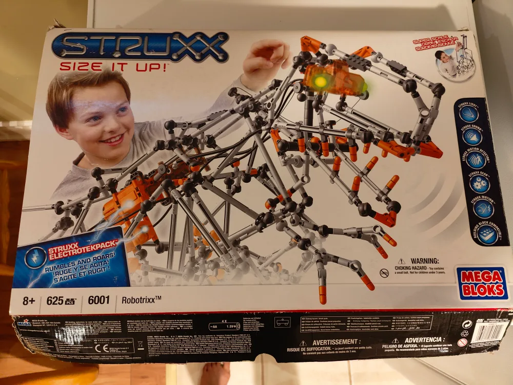 Mega Bloks Struxx Robotrixx Building Set thumbnail