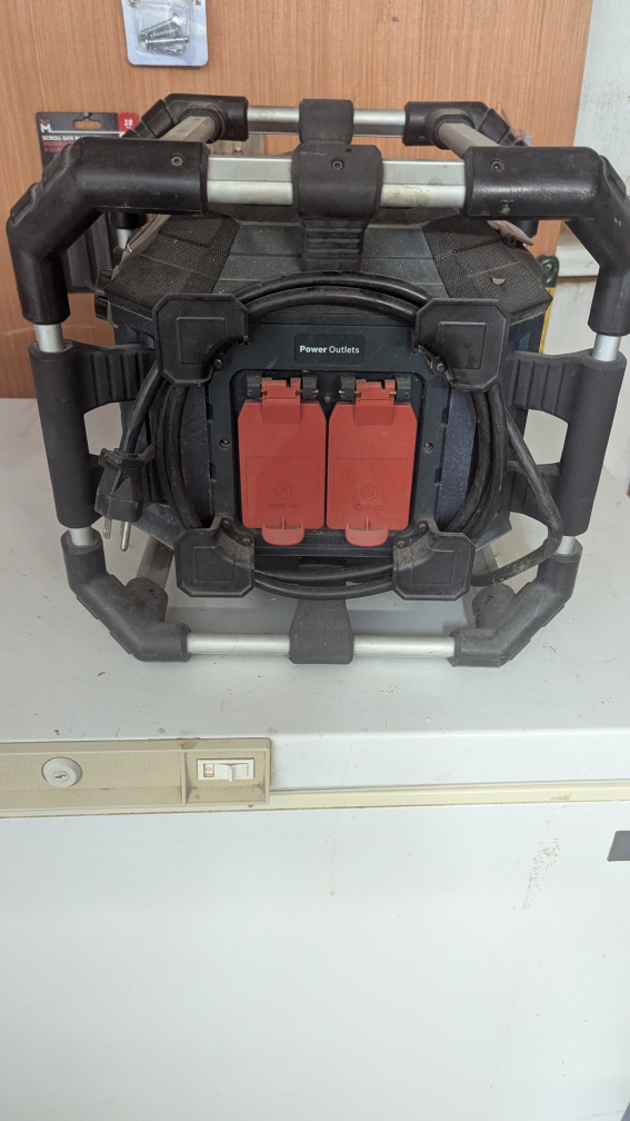 Bosch PowerBoss Subwoofer Radio - photo 2