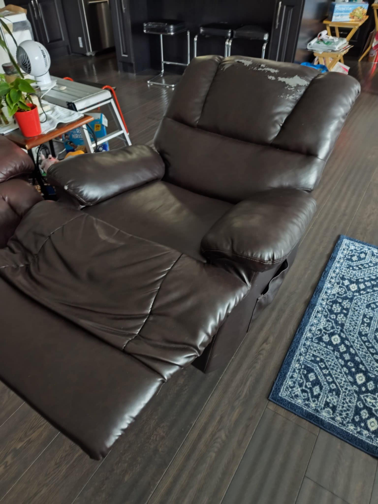 Leather Power lift recliner chair with heat and massage