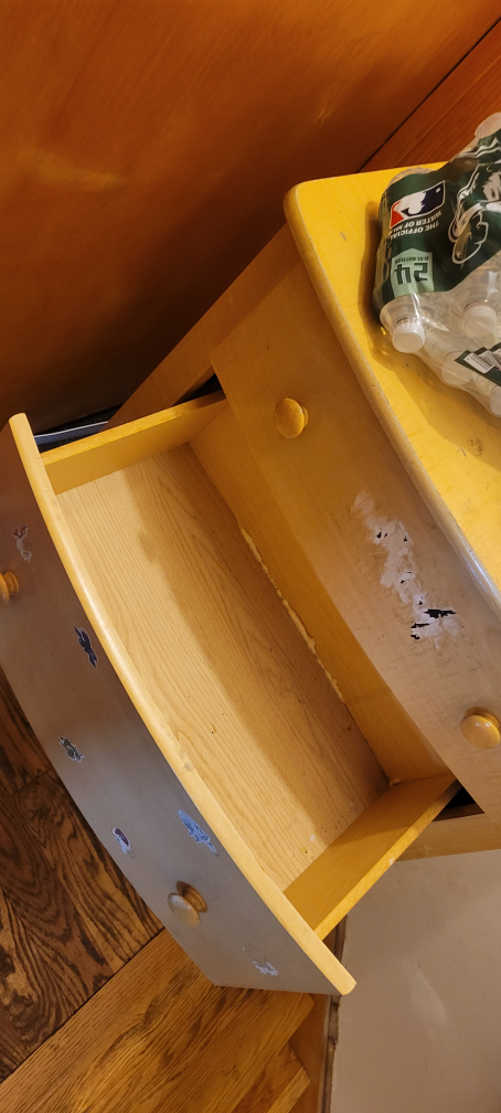 Wooden 3-Drawer Dresser #freecycle - photo 2