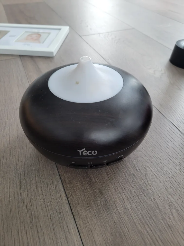 Essential Oil Diffuser - Wood Grain thumbnail