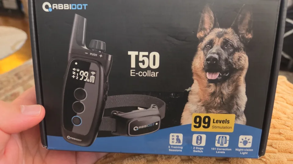Qabbidot T50 E-Collar for dogs and cats thumbnail