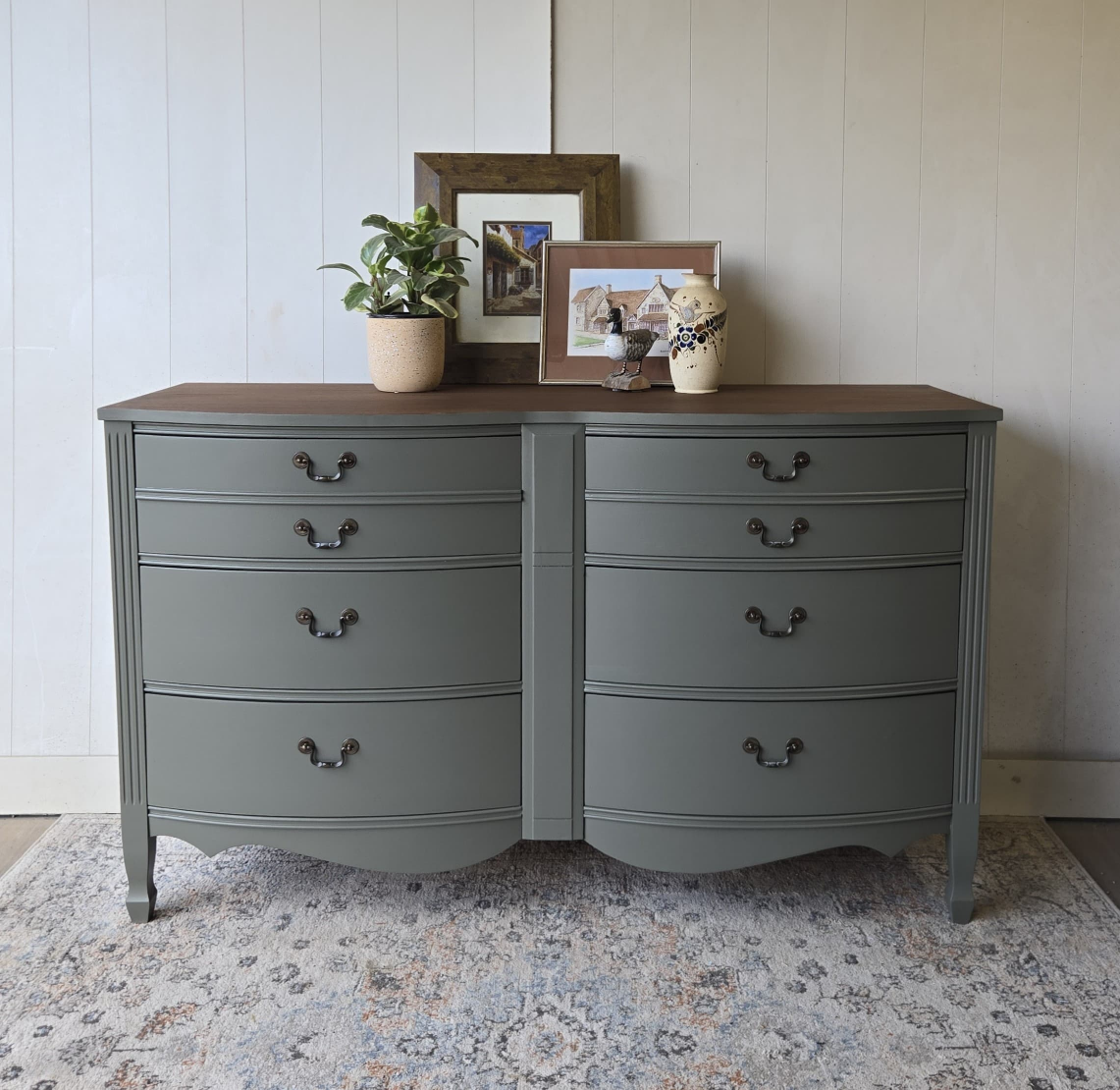 Gorgeous Refinished 6 Drawer Dresser - photo 2