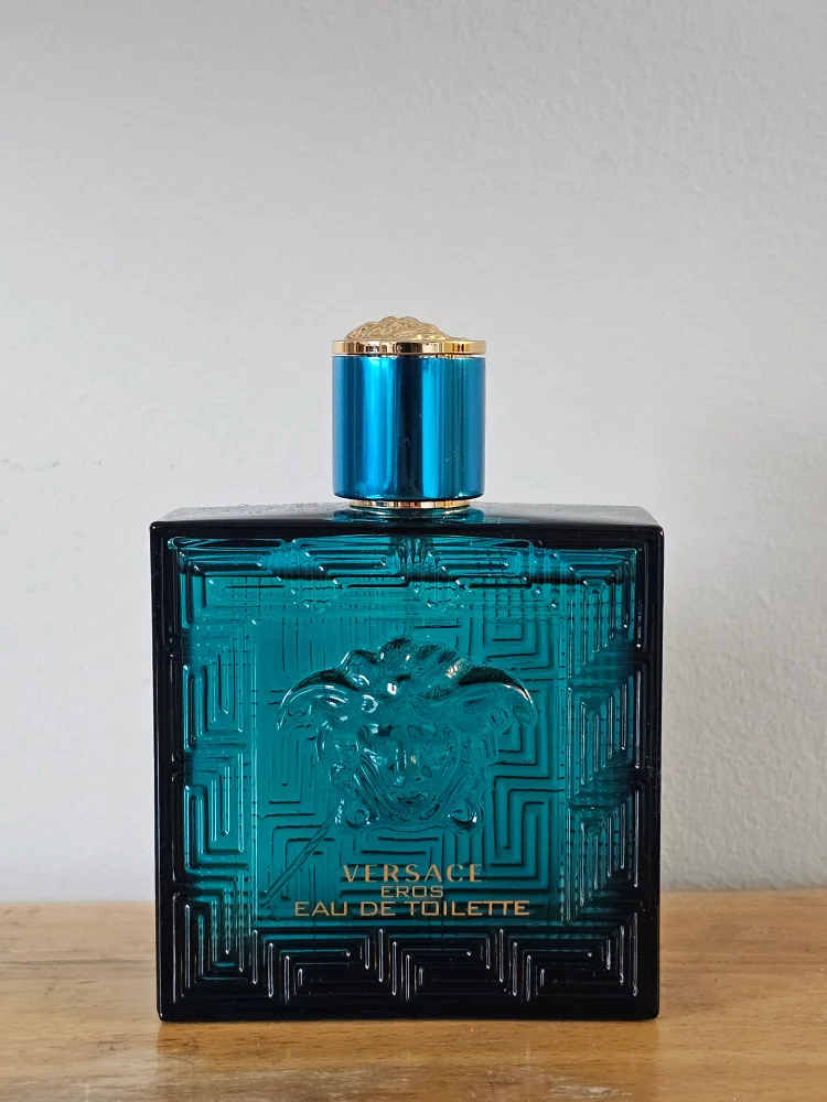 Versace Eros Eau de Toilette thumbnail