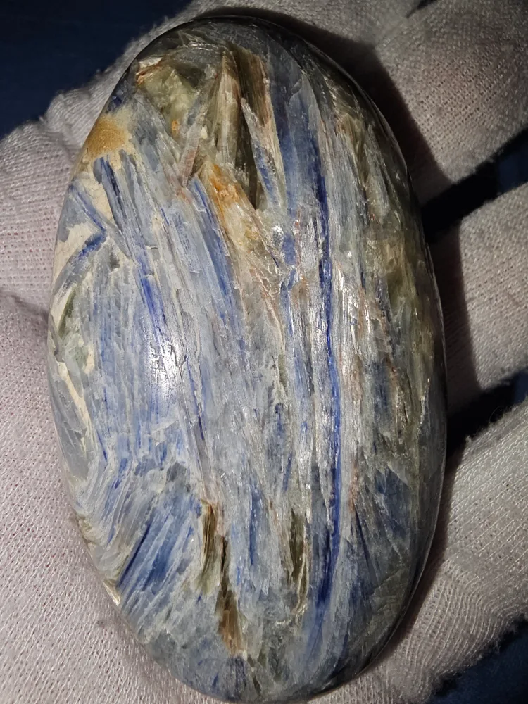 blue kyanite palmstone thumbnail