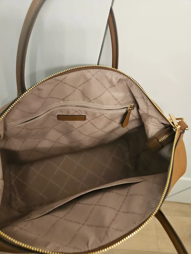 Michael Kors Satchel Shoulder Bag image indicator(2)