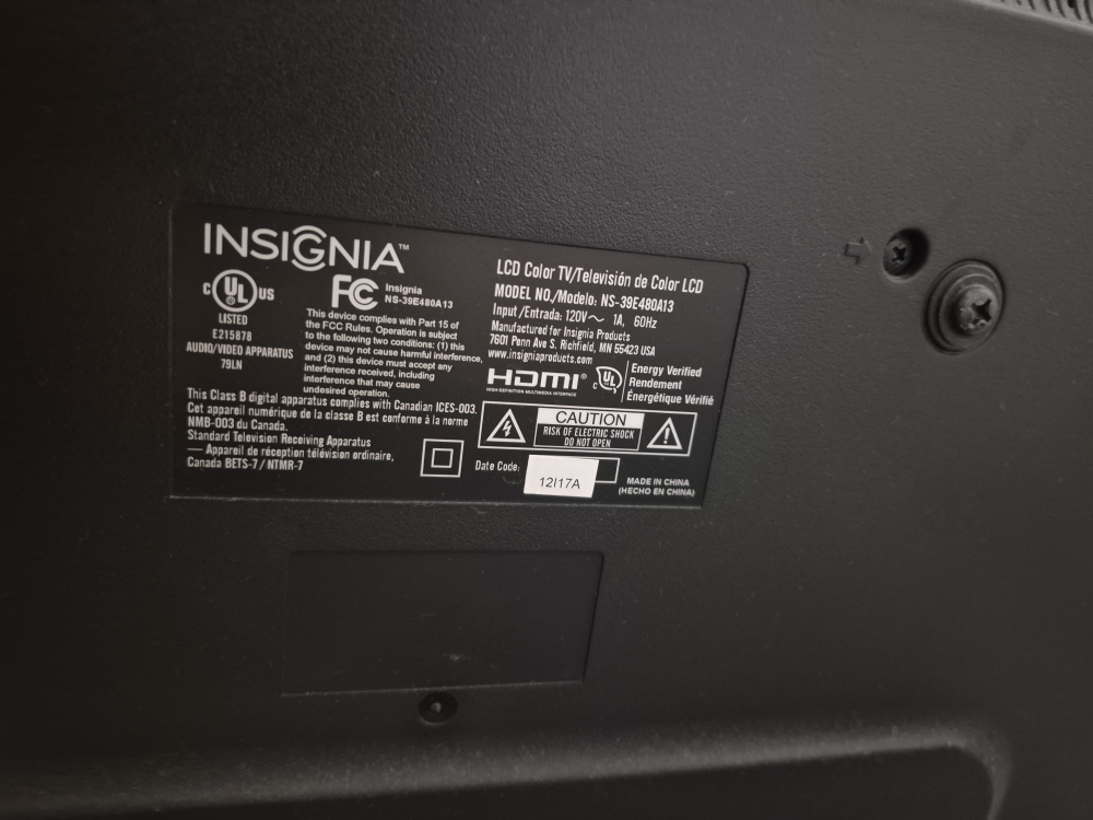 120hz Insignia 39" LCD Color TV - photo 3