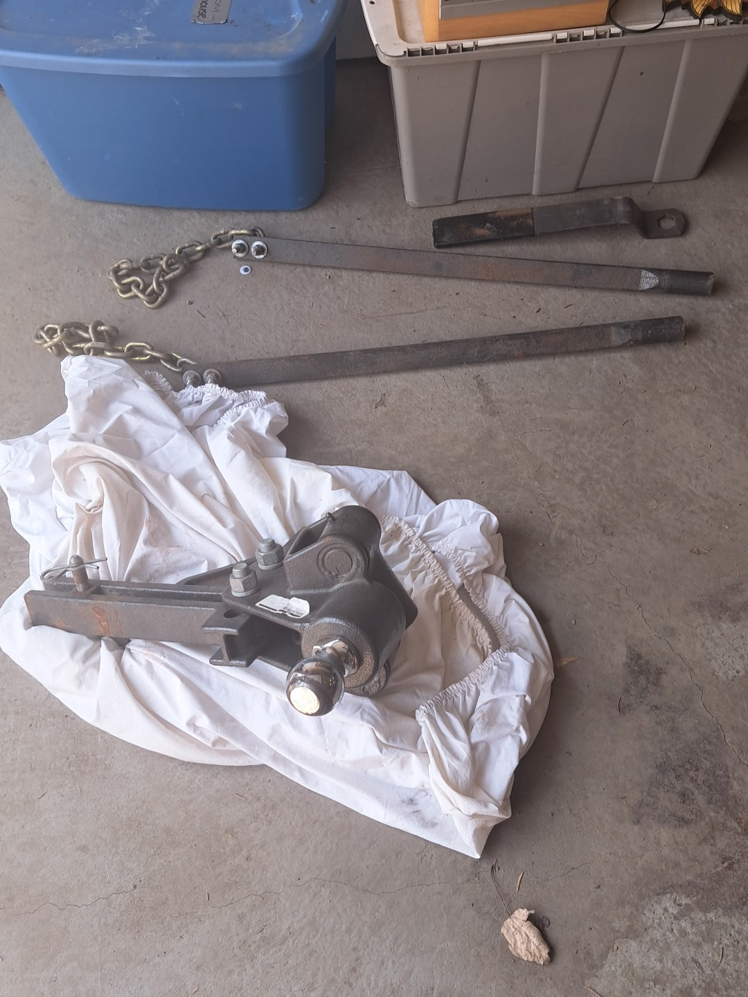 Blue Ox Trailer Hitch with sway bars