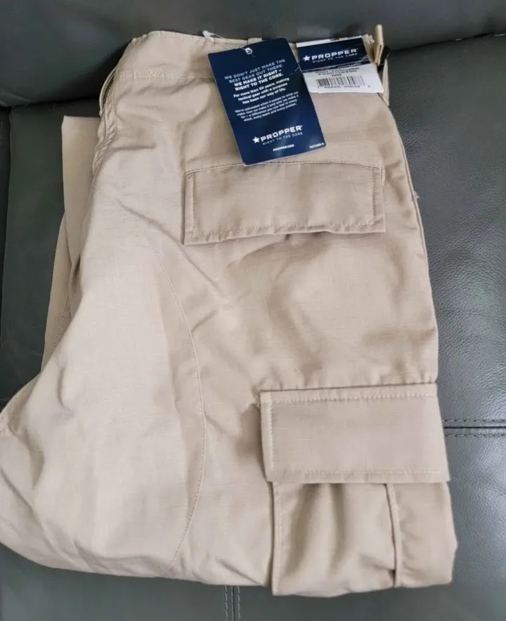 Cargo pant image indicator(2)