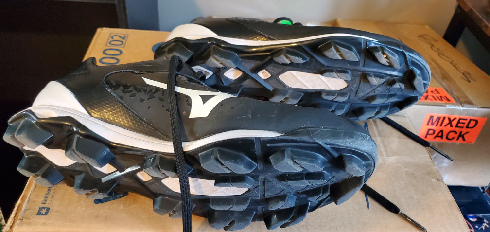 Mizuno women's cleets - photo 4