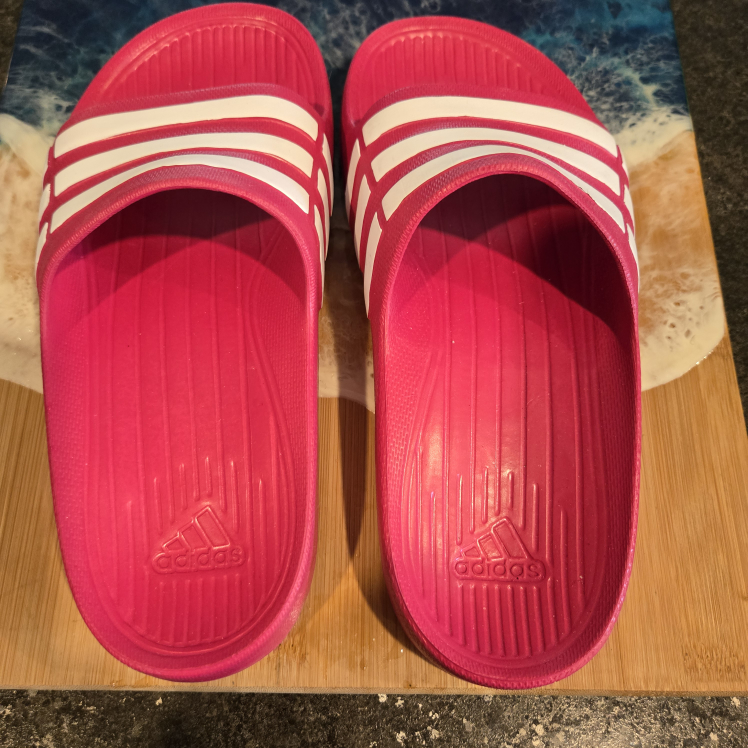 Adidas Slides Kids Size 2 - photo 2