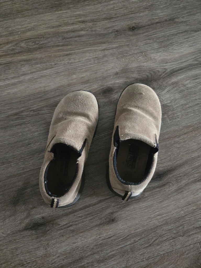 Smartfit Toddler Shoes - Size 6 #freecycle thumbnail