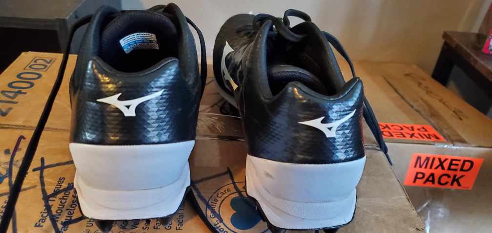 Mizuno women's cleets - photo 3