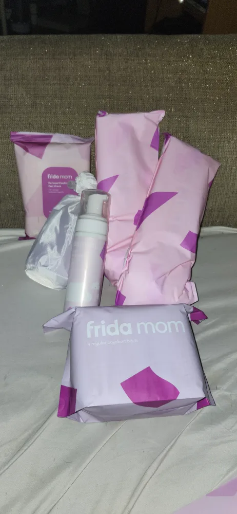 Frida Mom Postpartum Recovery Essentials Kit image indicator(3)