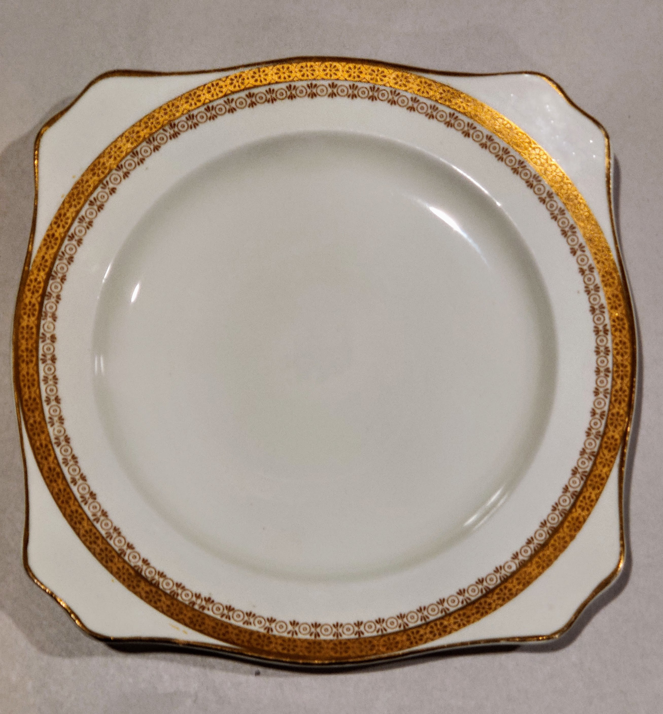 Empire England Vintage Plate Set - photo 2