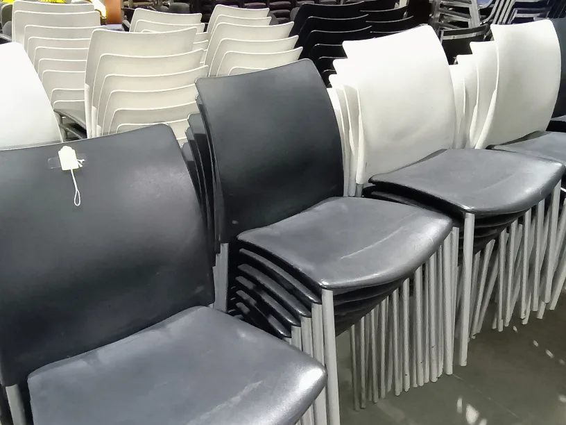 MASSIVE MOVING SALE!!  Lots of office furniture on sale!!! image indicator(5)