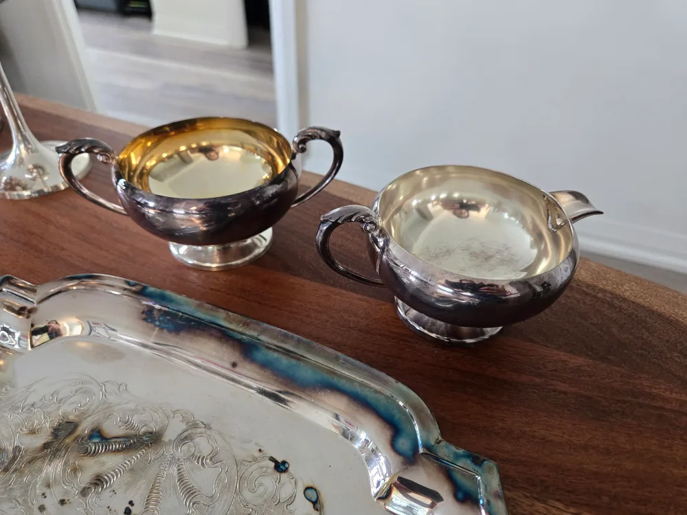 Silver Plated Creamer & Sugar Bowl Set thumbnail