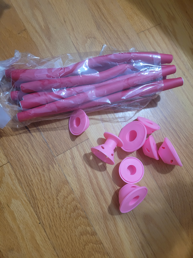 Vase, Non heating curlers and green pouch - photo 2