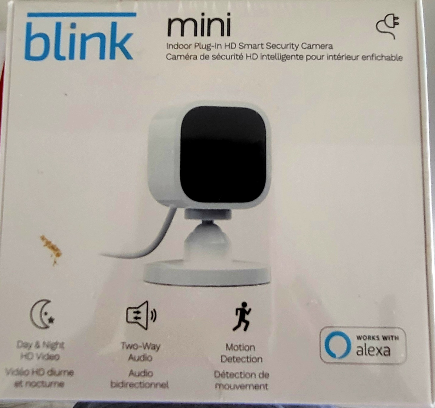 New Blink Mini Indoor Plug-In HD Smart Security Camera