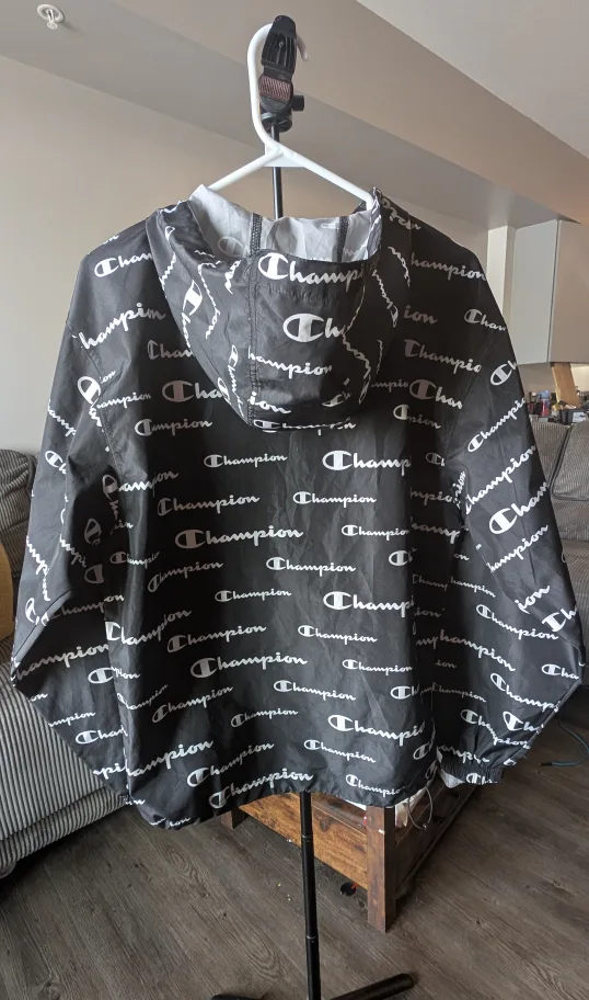 Like-New Women's Black Champion Windbreaker image indicator(3)