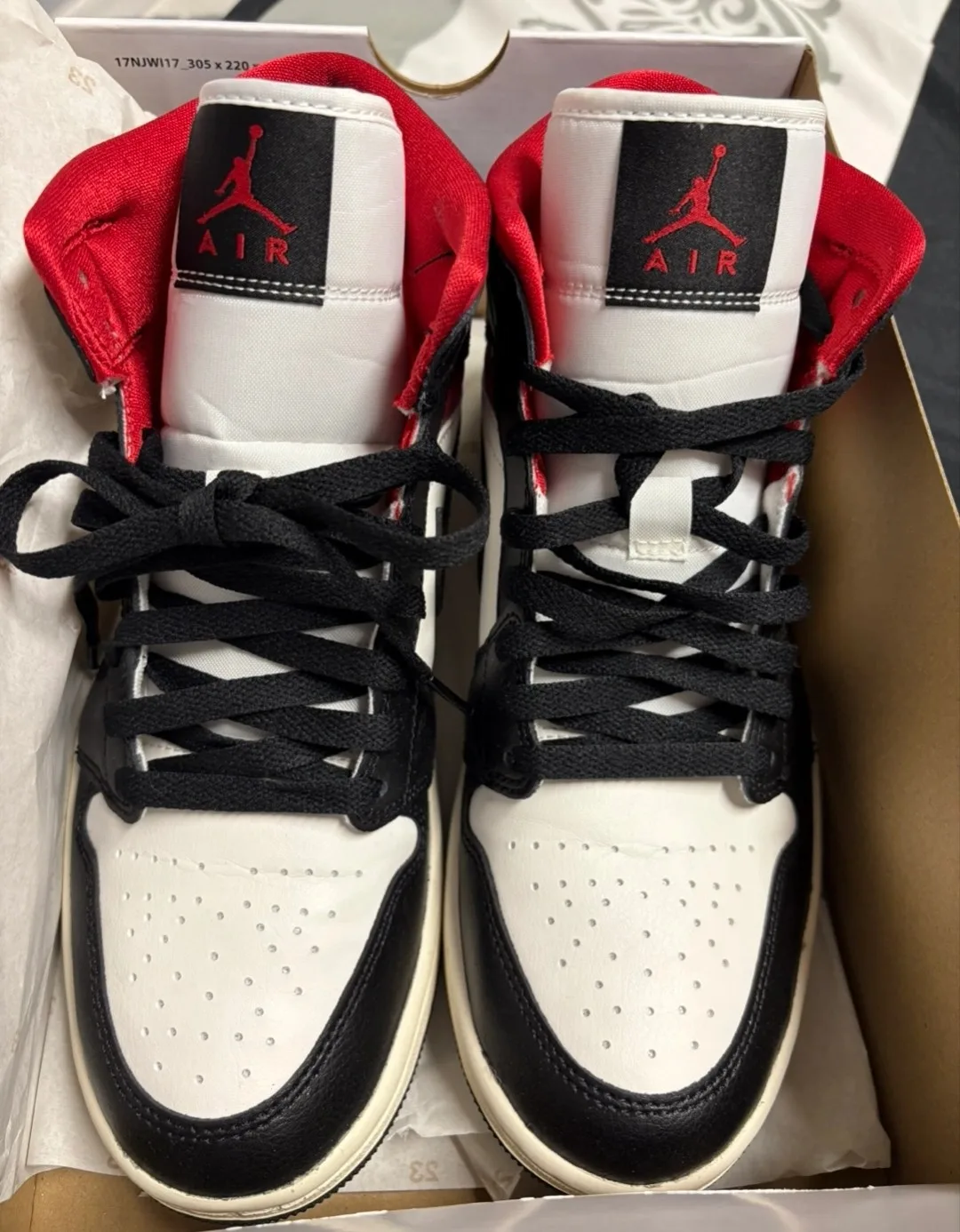 Nike Air Jordan 1 Mid, Size 9.5 Women image indicator(2)