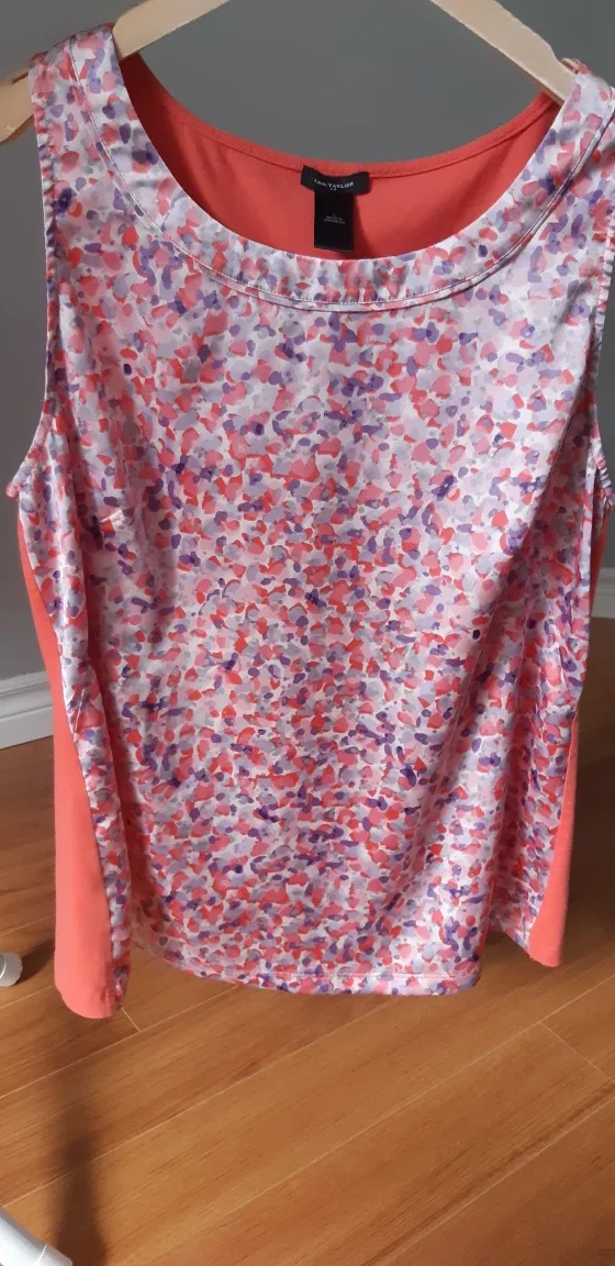 Ann Taylor Sleeveless Top - Size L thumbnail